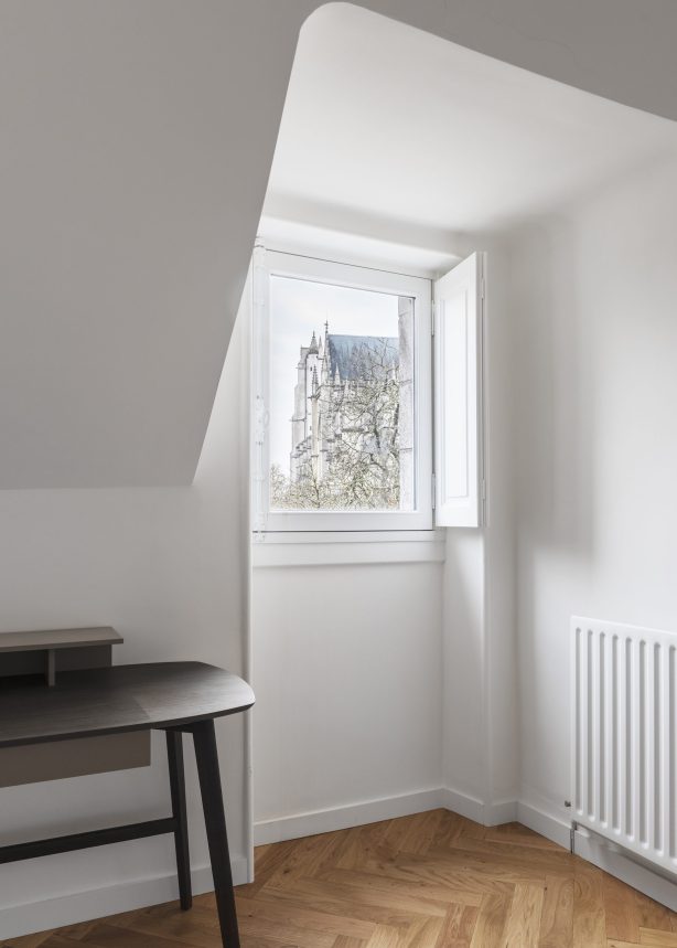 Saint Pierre - Figura Studio