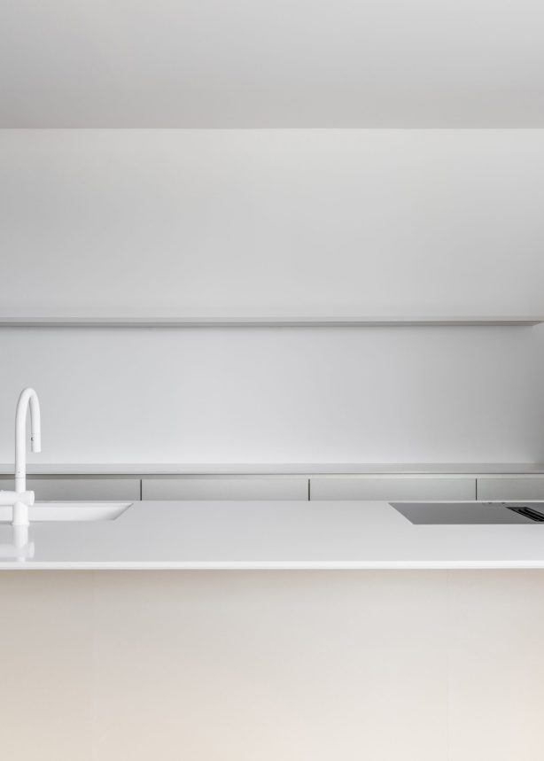 Saint Pierre - Figura Studio